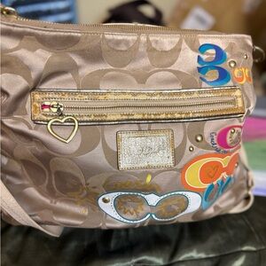 Coach Poppy Signature Glam Tote – Gold Project